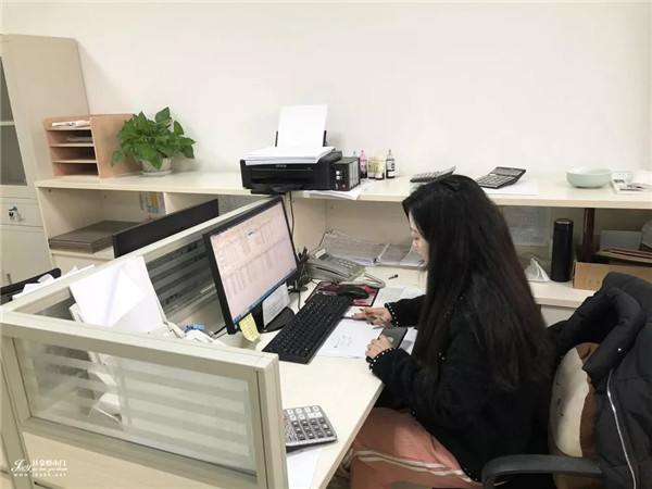 抗击疫情，佳豪悦木门斥资补贴助开工